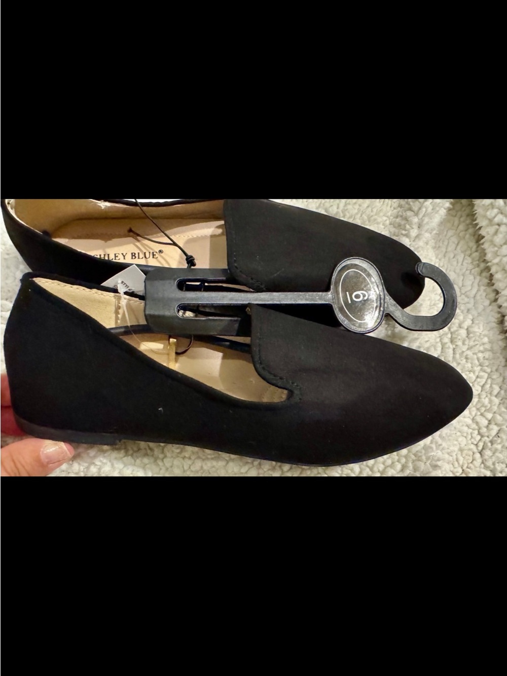 Black Women's Slip-On Flats-size 6